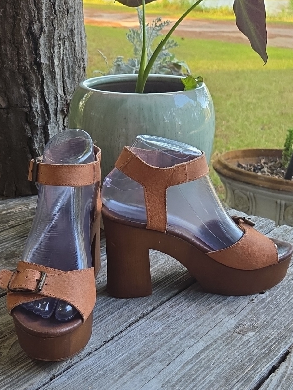 Musse & Cloud Platform Chunky Block Heel Leather Sandal Size 7